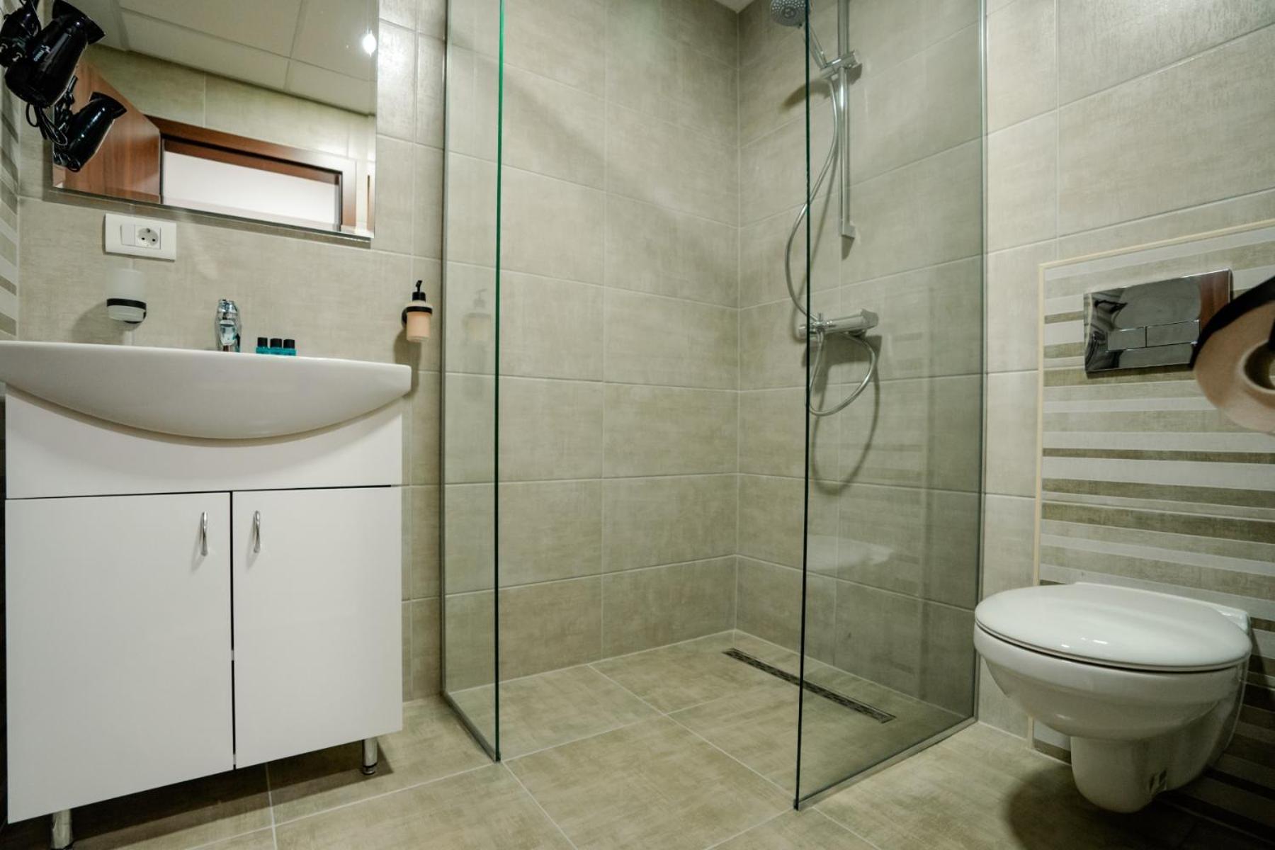 Darki Apartments 3 - Very Central Stay With Free Parking Ohrid Exteriör bild