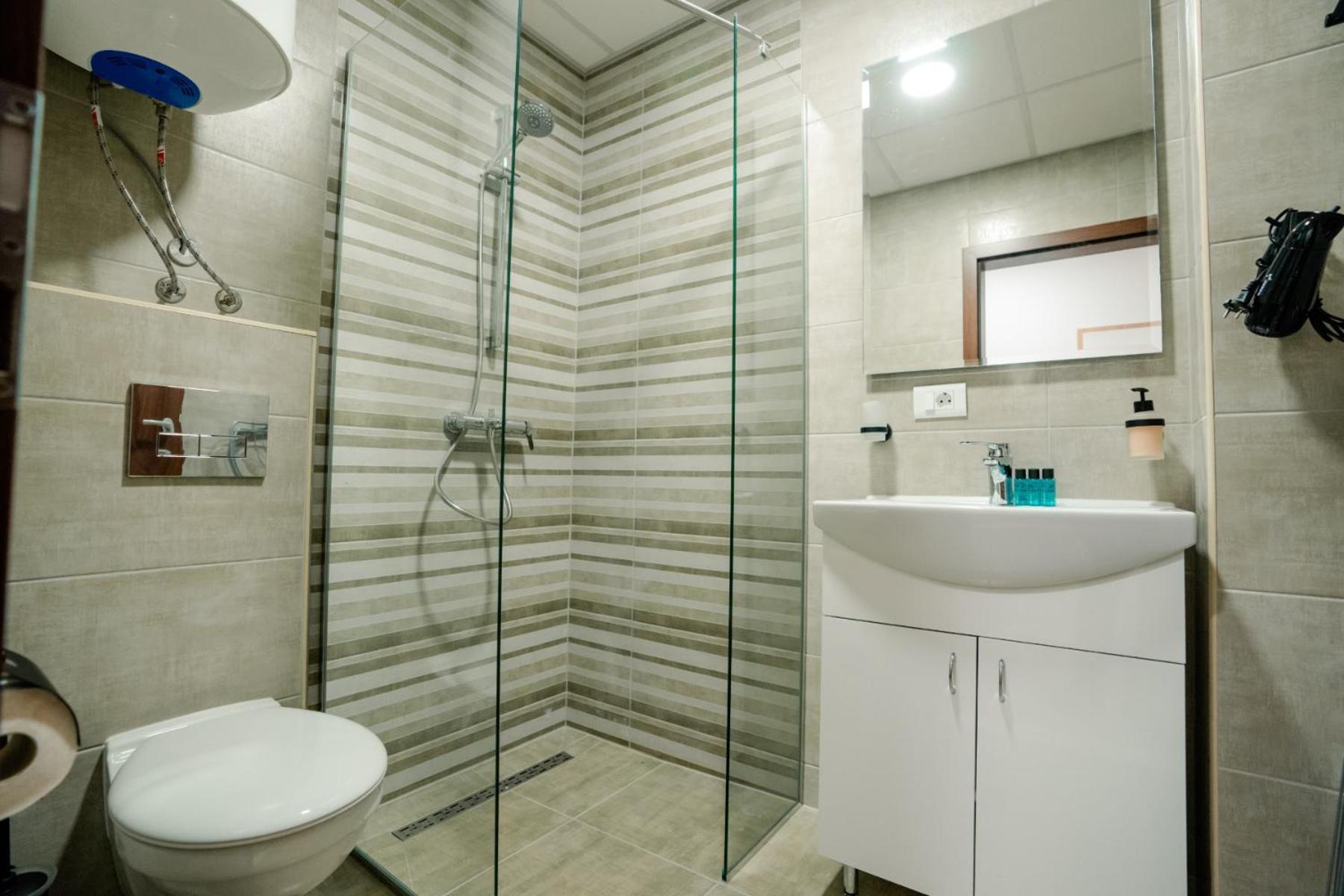 Darki Apartments 3 - Very Central Stay With Free Parking Ohrid Exteriör bild
